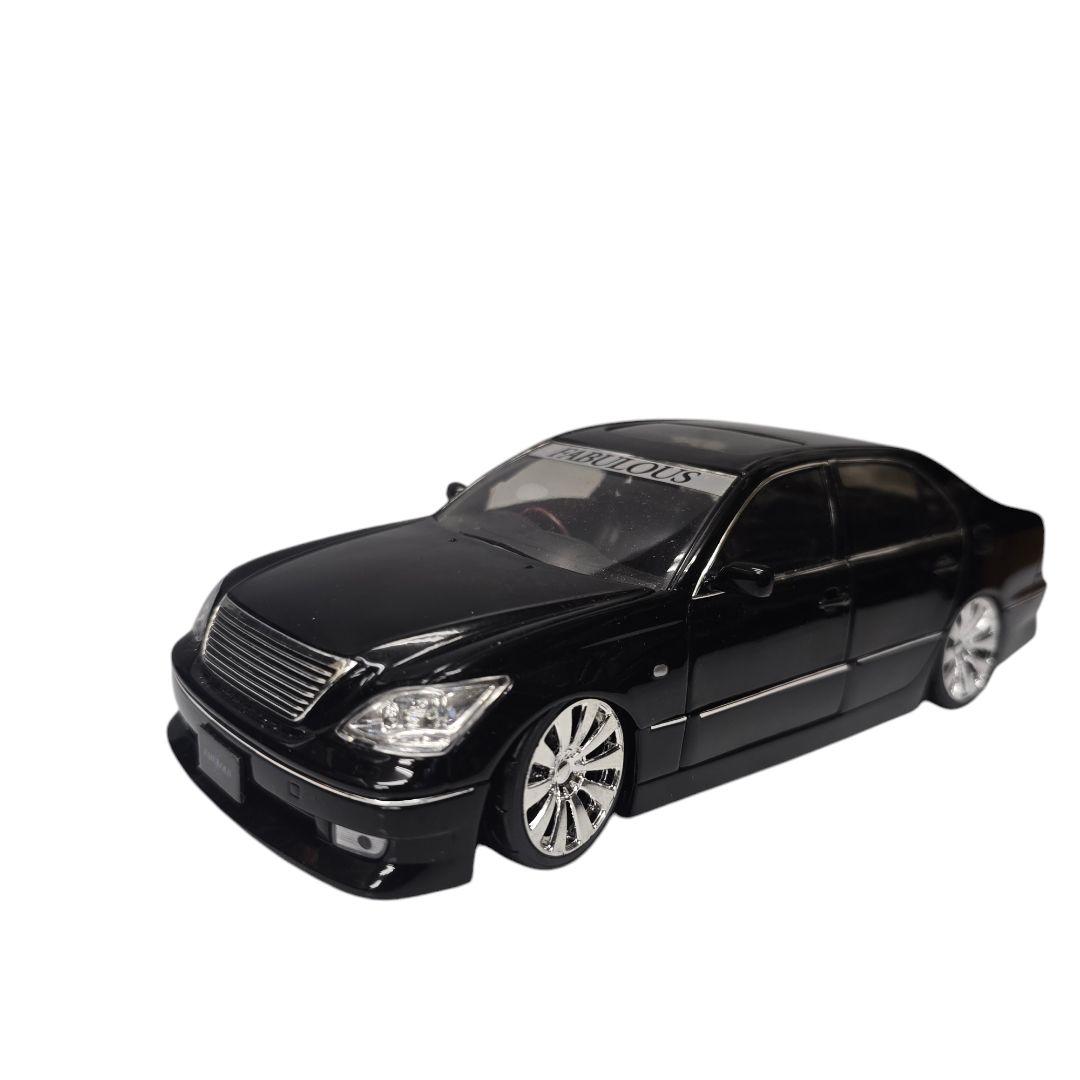 トヨタセルシオ30後期ミニカー ホットワークスジャパン 1/24 - メルカリ