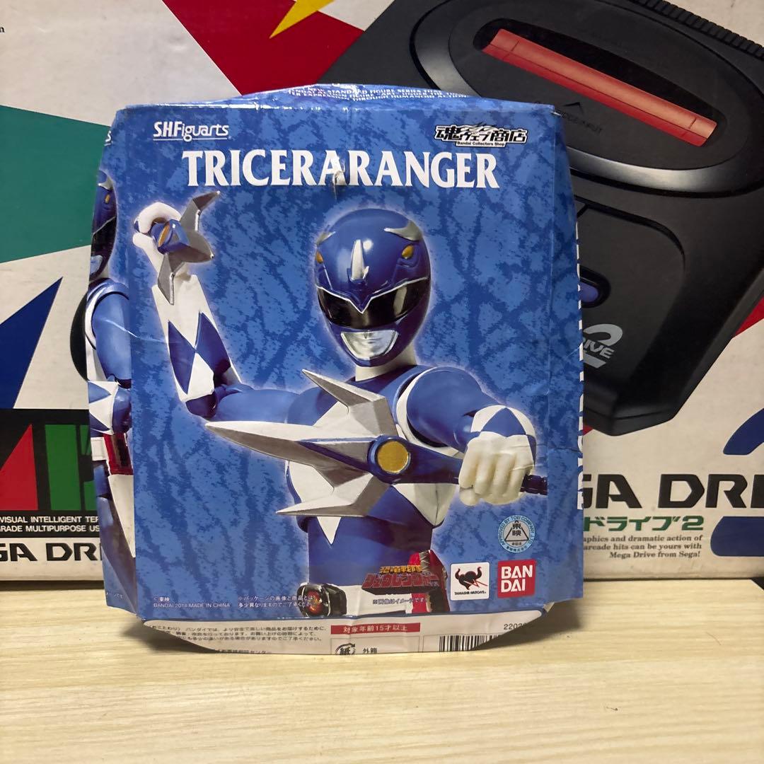 S.H.Figuarts トリケラレンジャー