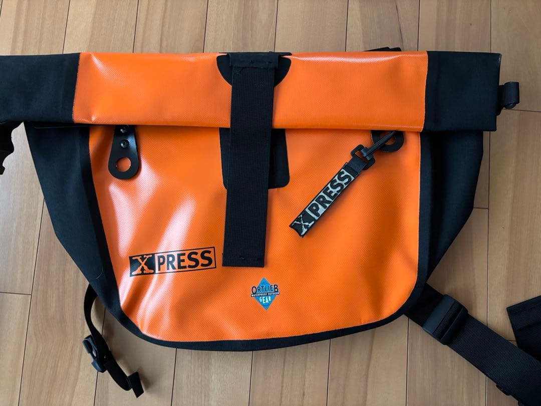 オルトリーブ メッセンジャーバッグ オレンジ