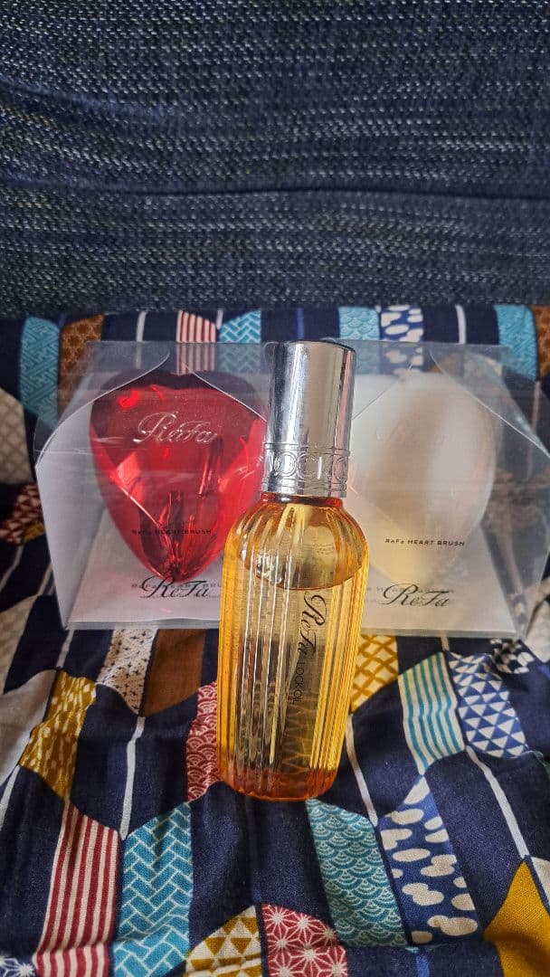 Refa ハートブラシ　ヘアオイル