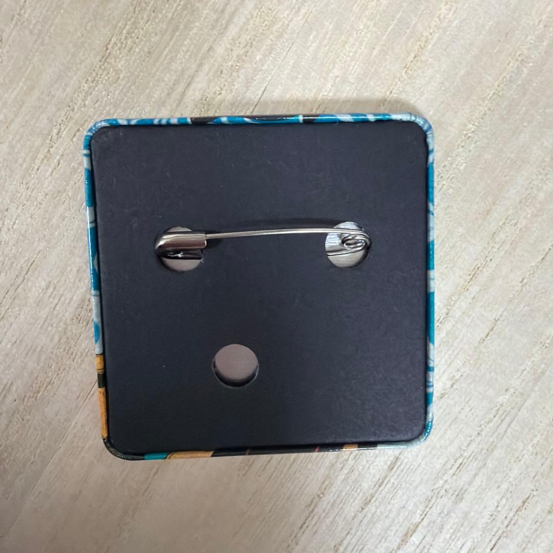 鬼滅の刃 スクエア缶バッジ 竈門炭治郎 原作 原画 - メルカリ