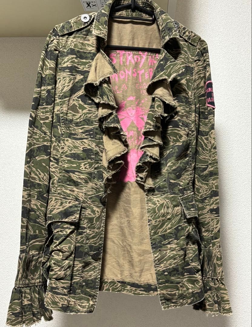 ヒステリックグラマースカルカモフラージュ柄ミリタリージャケット