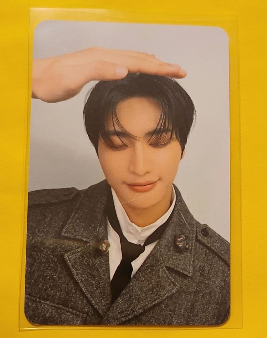 ソンファ なでなで 5万ウォン 購入特典 トレカ ATEEZ POP UP - メルカリ