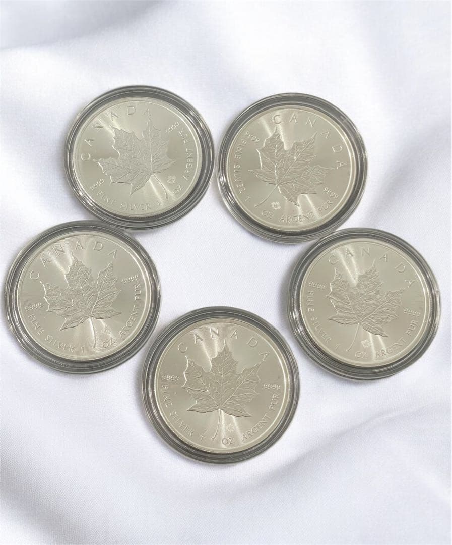 銀高騰中！ メープルリーフ銀貨 1チャールズ国王 スペシャル版 1オンス