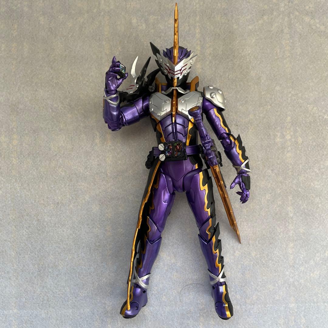 W*e様 S.H.Figuartsフィギュアーツ 仮面ライダーカリバージャアクド