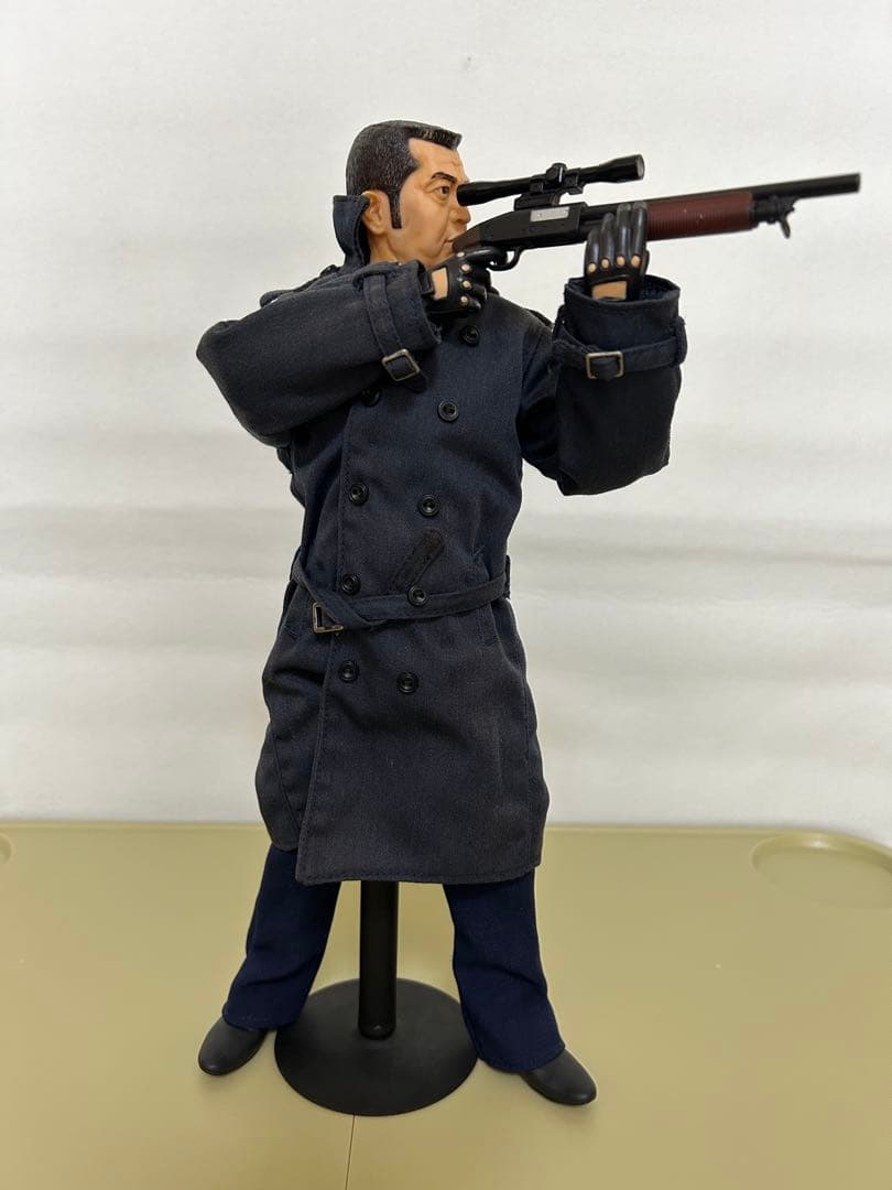 渡 哲也【西部警察】大門圭介1/6リアルアクションフィギュア - メルカリ