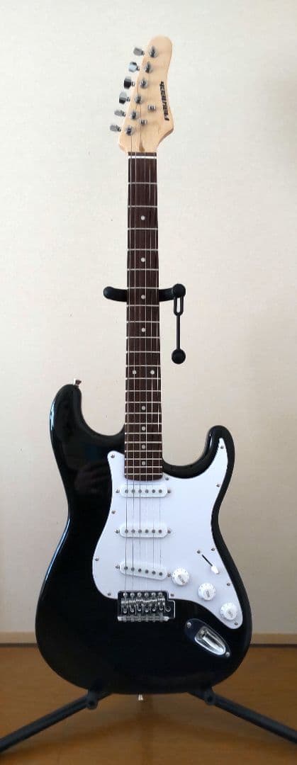 プレイテック　ストラトタイプ