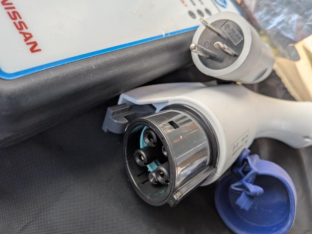 日産 純正 リーフ AE0 EV 充電ケーブル 29690 3NK5E 7.5m - メルカリ