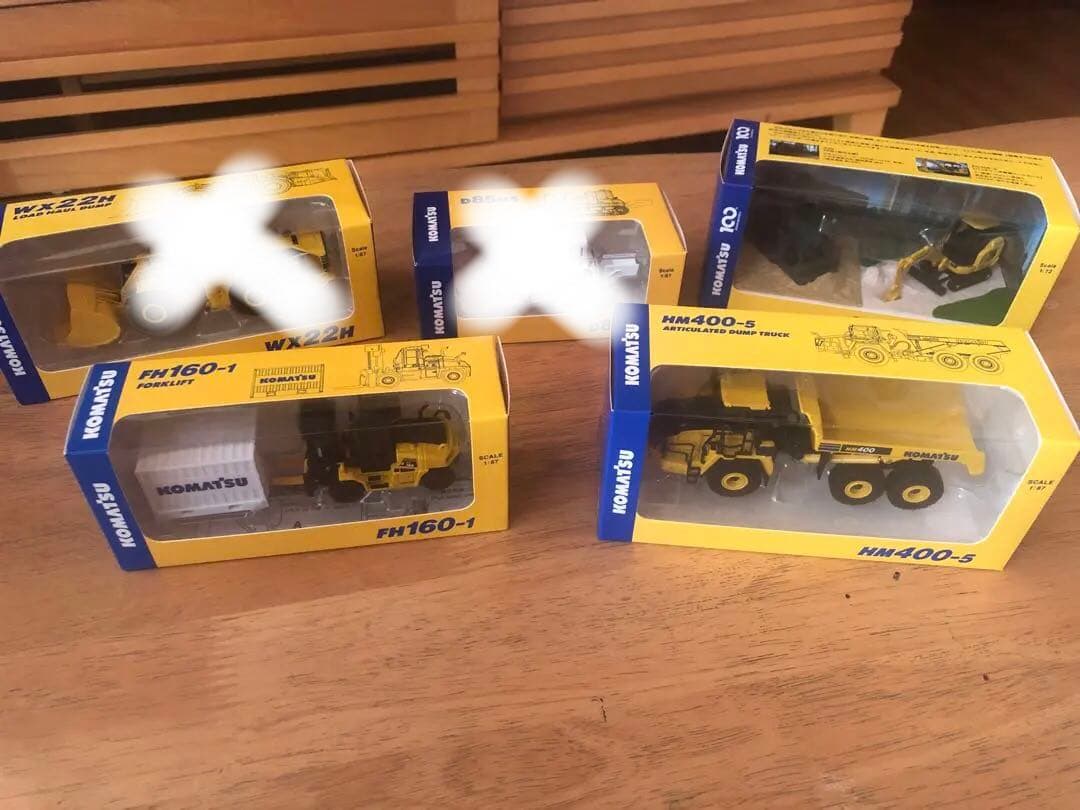 コマツ ミニカー 5点セット 完成品 :: 車 & バイク :: コマツ HM400-5 連結式トラック