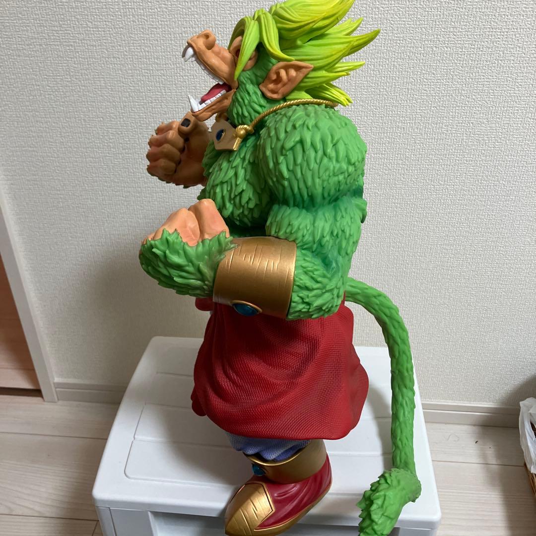 OneMall provides Mercari products: ドラゴンボール 大猿ブロリー