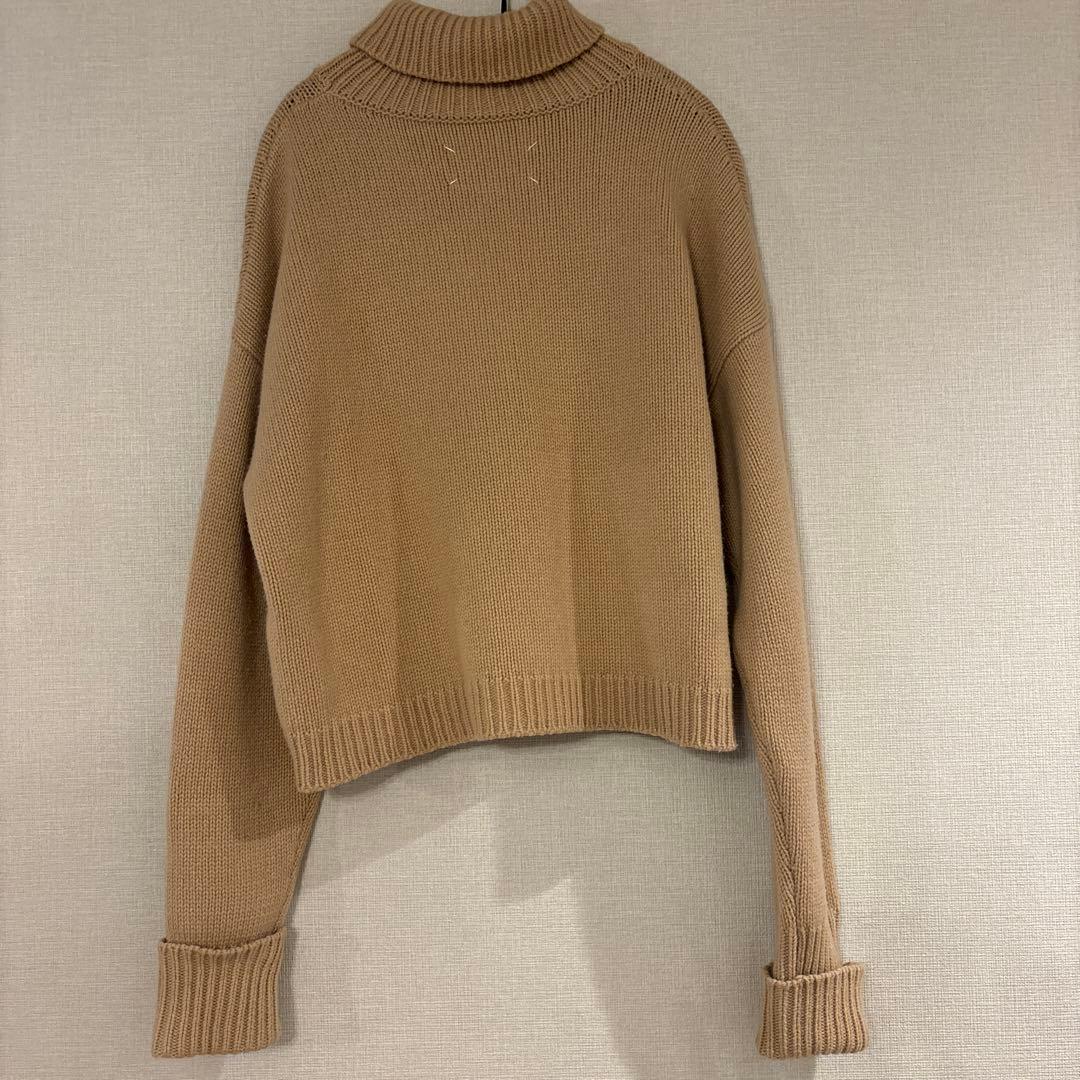 Maison Margielaベージュ タートルネックニット