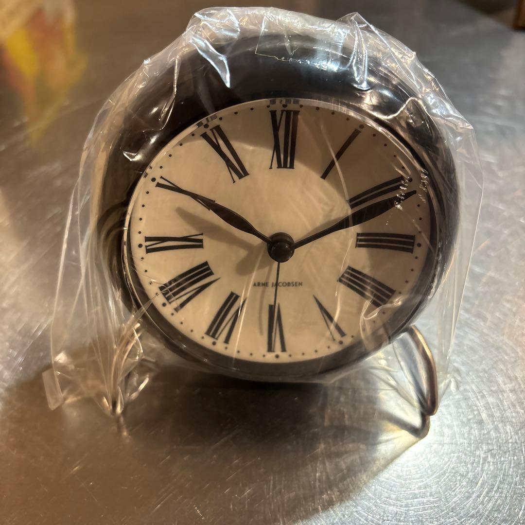 り*つ様 Arne Jacobsen ROMAN アラーム付き置時計 11cm - メルカリ