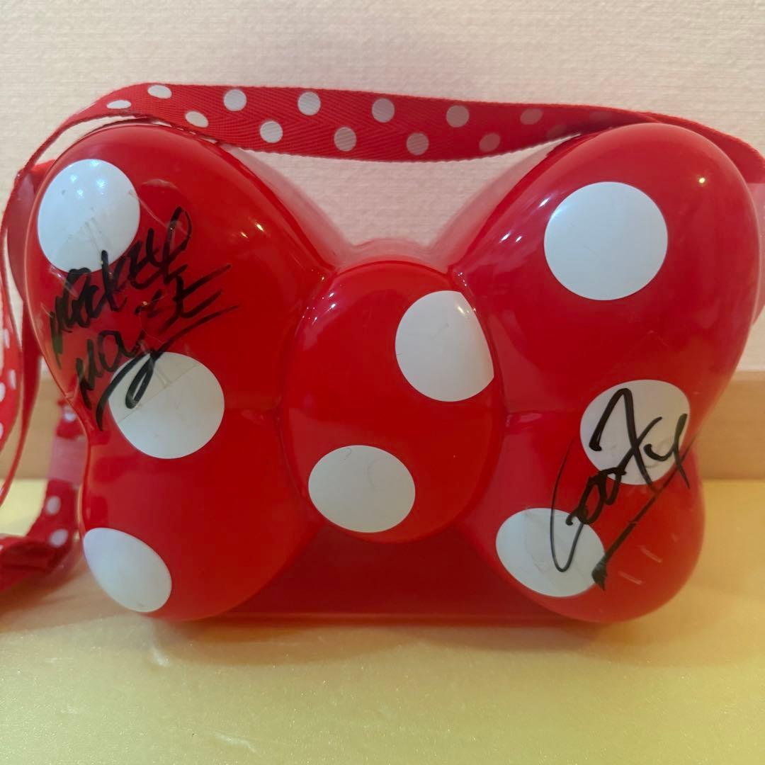 サイン入り】ミニーちゃんのリボン ポップコーンバケット - メルカリ