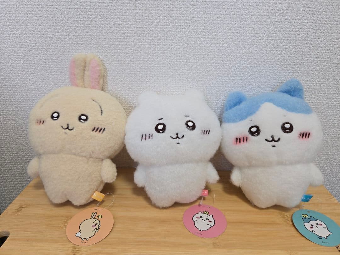 ちいかわ　ほわほわぬいぐるみ　立ちポーズ　ハチワレ　うさぎ