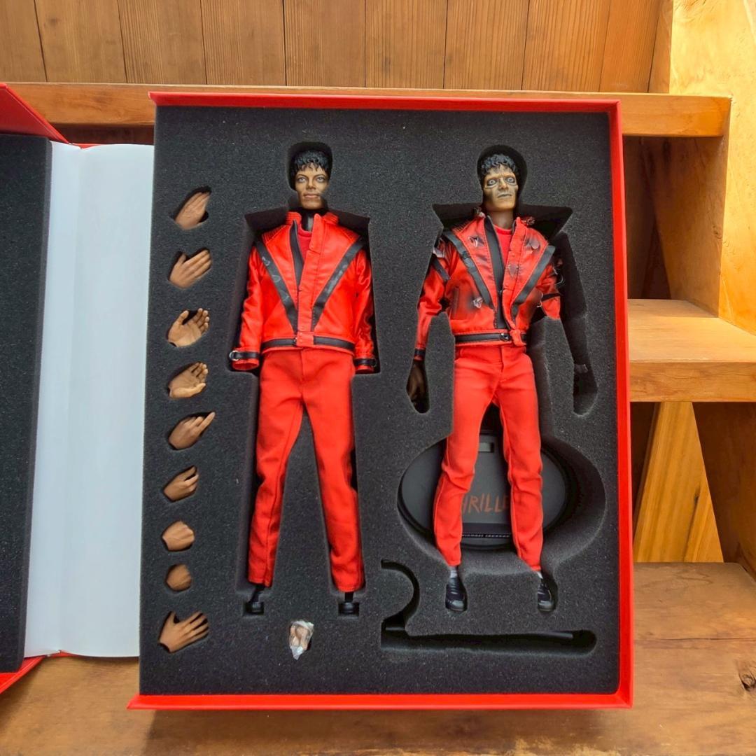 HOT TOYS　1/6 マイケル・ジャクソン （スリラー版）　フィギュア
