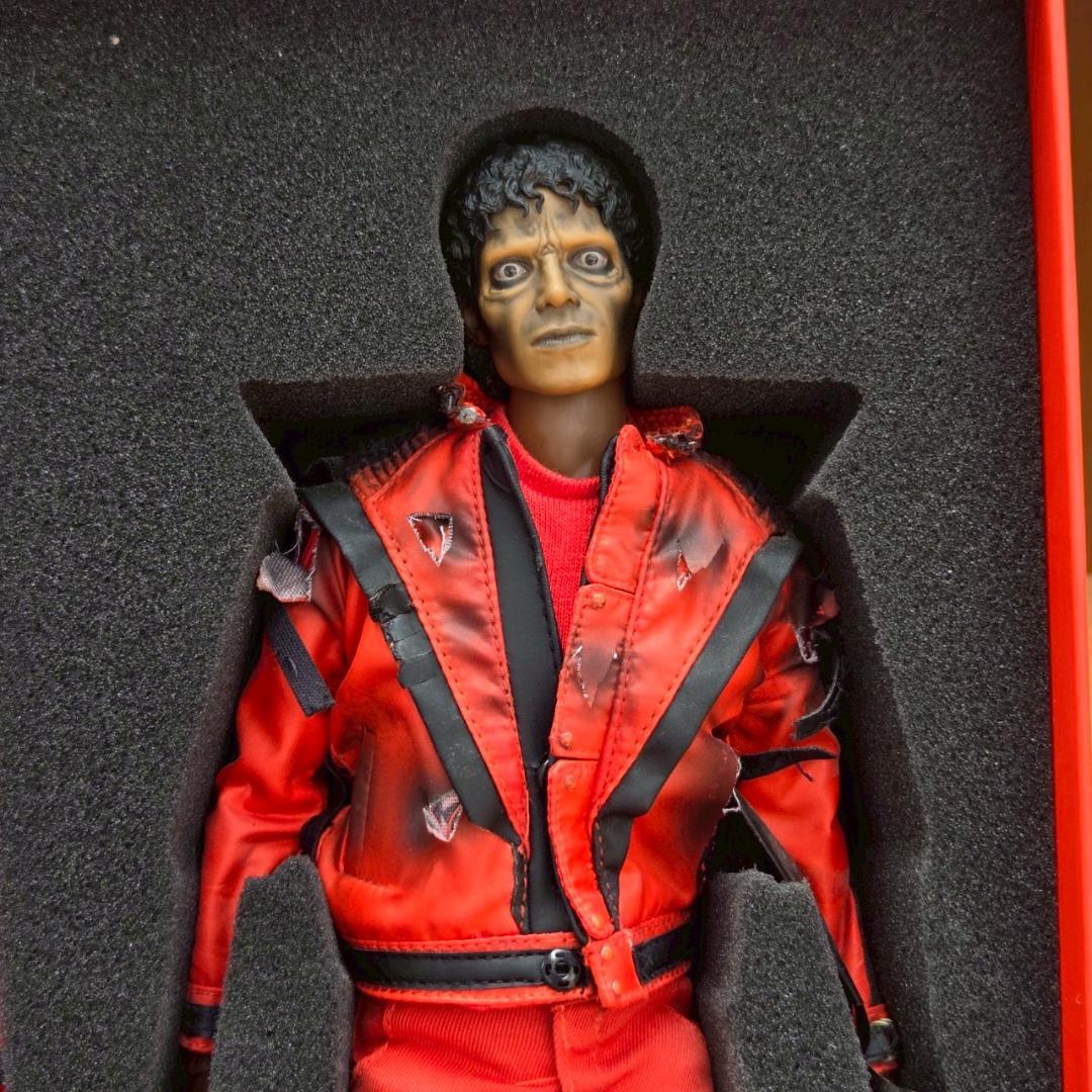 HOT TOYS 1/6 マイケル・ジャクソン （スリラー版） フィギュア - メルカリ