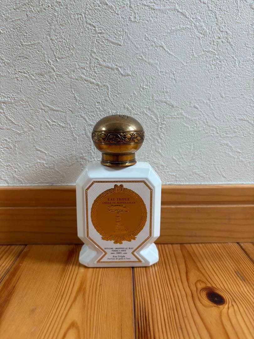 Buly ビュリー Ambre de Madagascar マダガスカル　香水