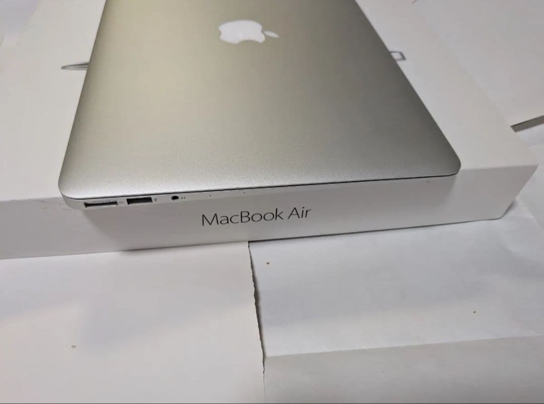 MacBook Air 13inch 1.8GHz Core i5 仮想マシン