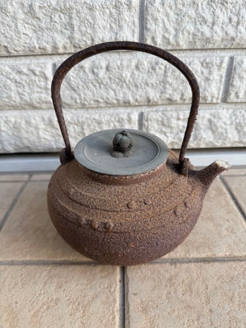 古鉄瓶 鉄瓶 南部鉄器風 鉄瓶 鉄器 やかん 茶道具 古道具 ジャンク扱い 楽天市場】鳥文様 南部鉄瓶 0210煎茶道具 やかん 薬缶 鋳物 茶道具