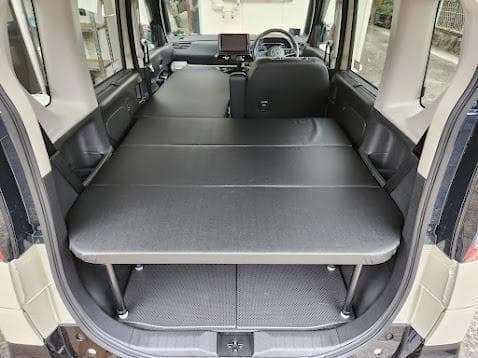 うえ　デリカミニ　合皮　その2 第2世代に移行した軽アウトドア志向スーパーハイトワゴンの新型