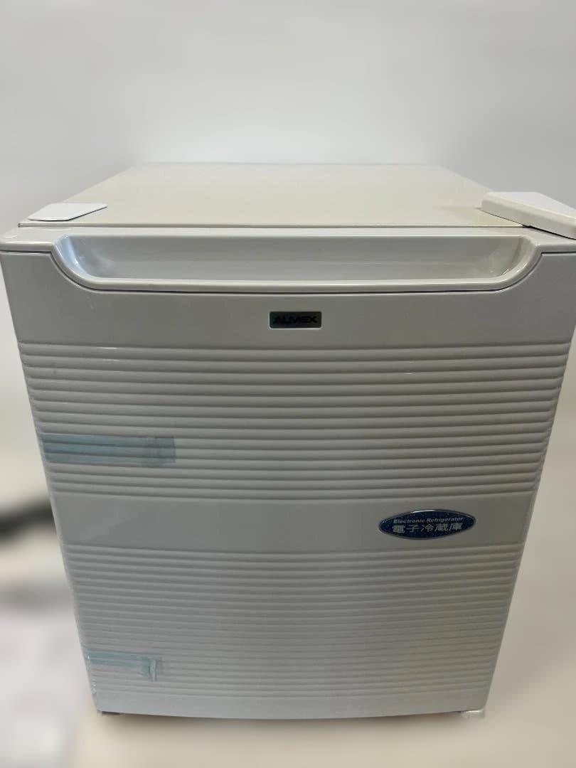 新品未使用　送料無料　小型冷蔵庫　アルメックス ADC-253N(C) 22L