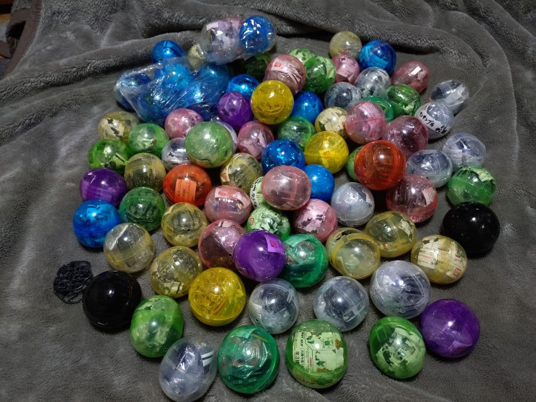 モビルスーツアンサンブル カプセル入り84個