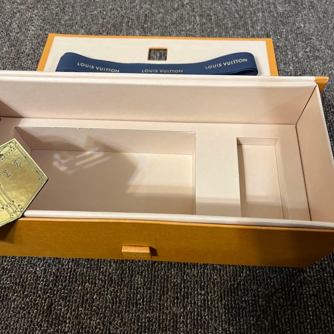 LOUIS VUITTON ギフトボックス オレンジ - メルカリ
