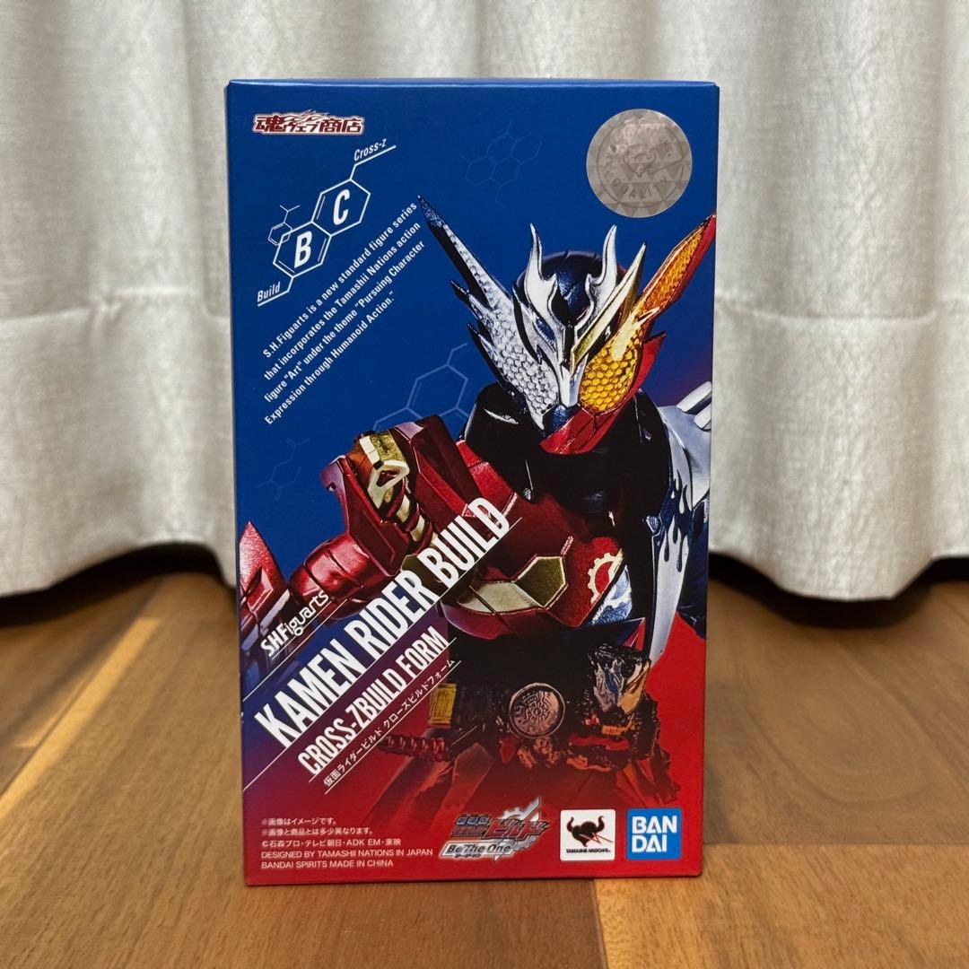 S.H.Figuarts 仮面ライダービルド クローズビルドフォーム