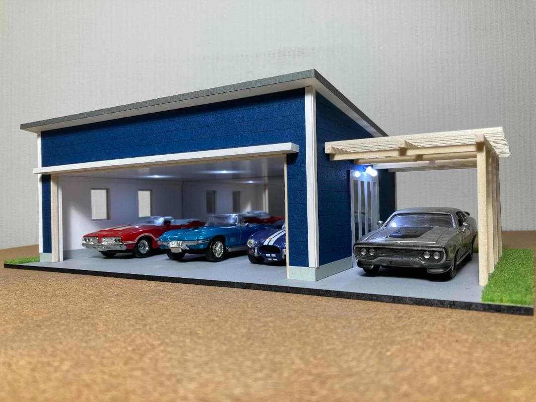ミニカー専用ジオラマ：1/43 木造パーゴラ付ガレージ（ダークブルー）
