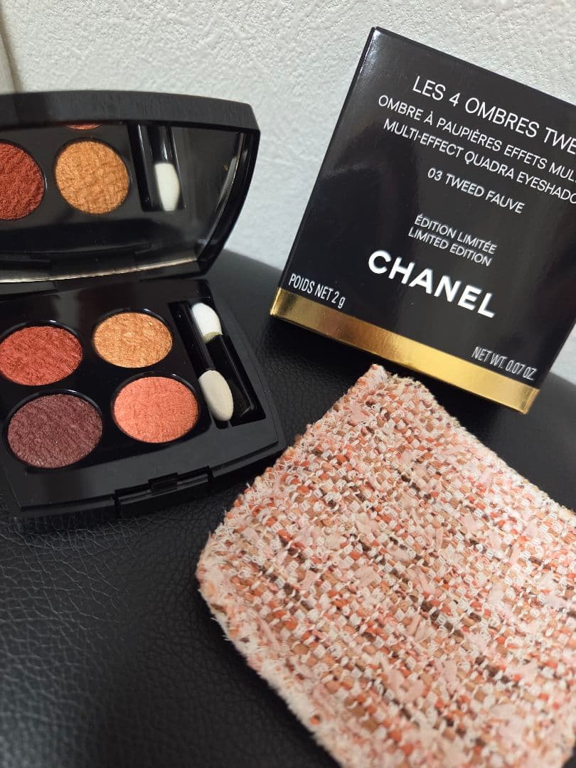 CHANEL アイシャドウパレット 03 Tweed Fauve