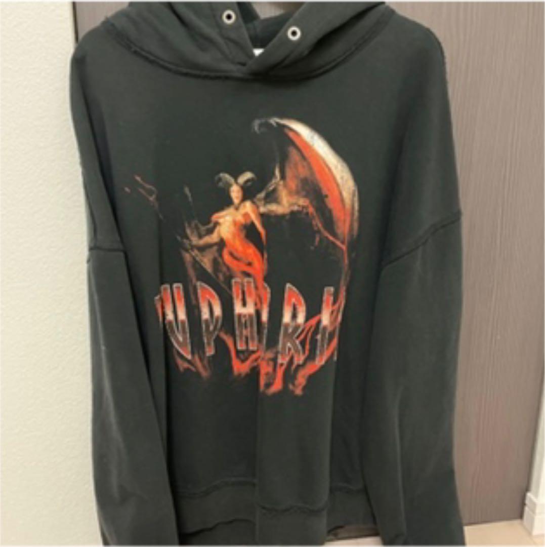 ミスビへイブ　パーカー