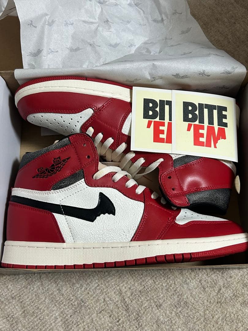 靴 BITE ME ERROR Jordan 1 Retro High OG