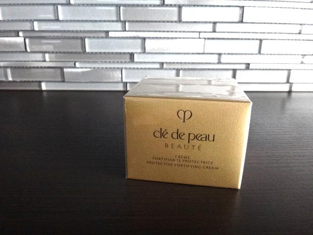 新品★資生堂★クレドポーボーテ★クレームプロテクト★クリーム状乳液(日中用)