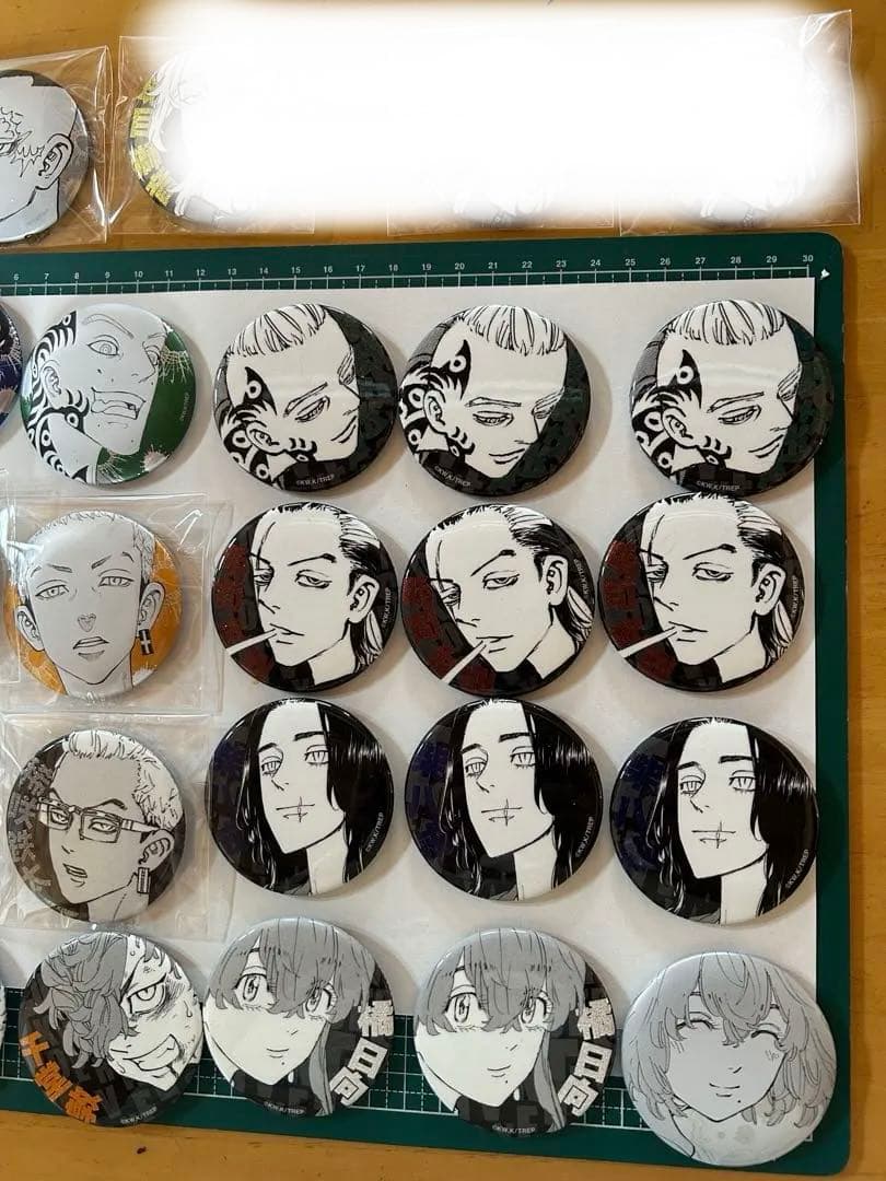 東京リベンジャーズ 新体験展 マイキーマート グリッター缶バッジ 大量