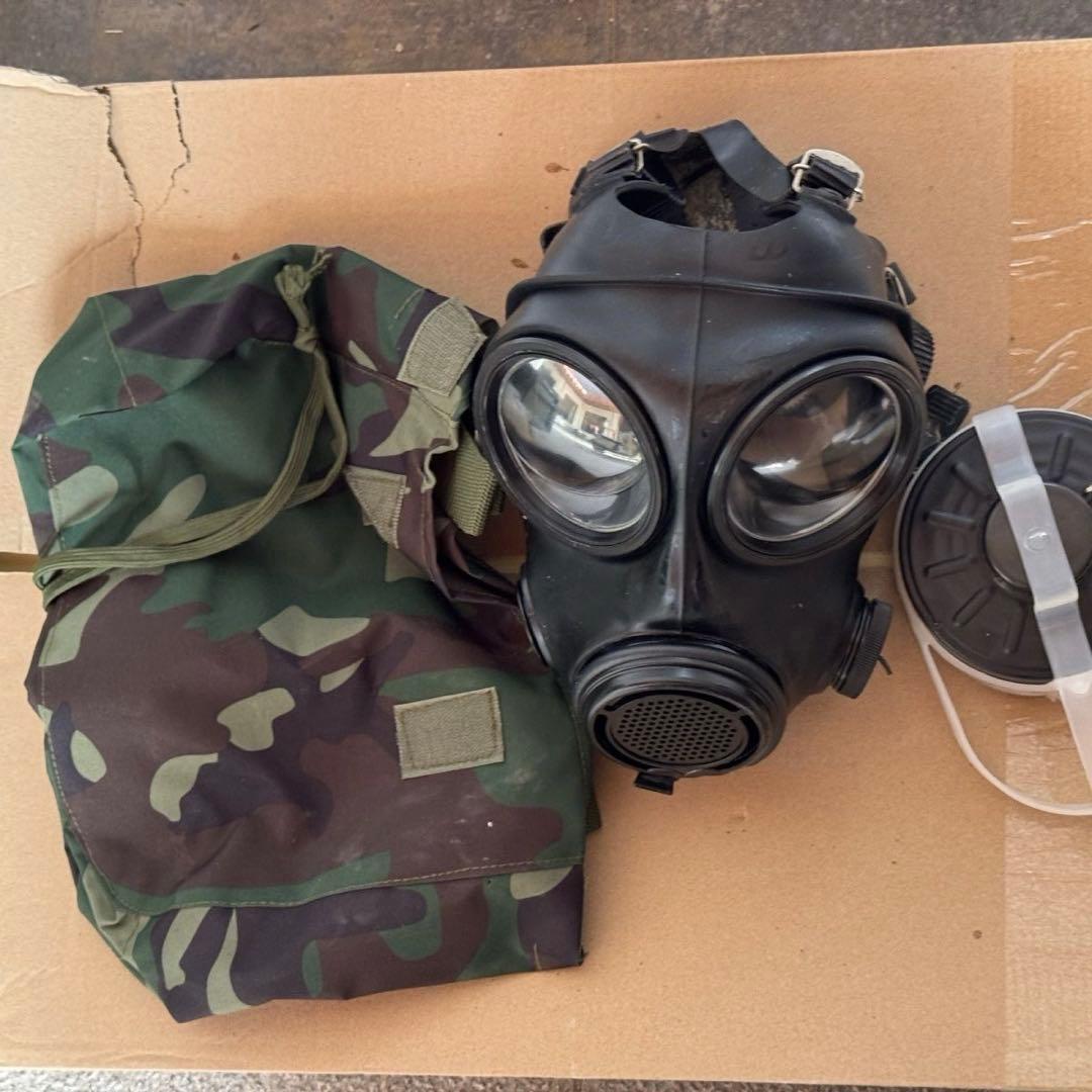 FMJ08型 ガスマスク　ガスマスクバッグ　収納ボックス　説明書付き