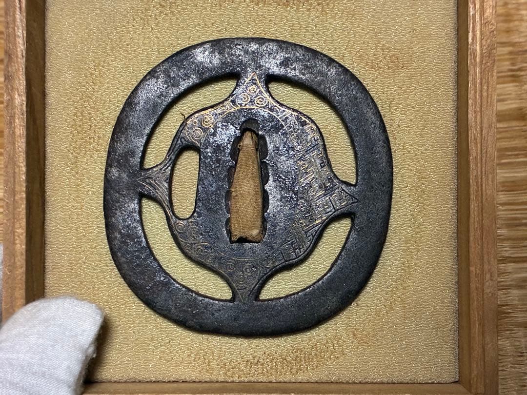 鉄製 十文字 金象嵌 鍔(つば) 刀 時代物 箱入