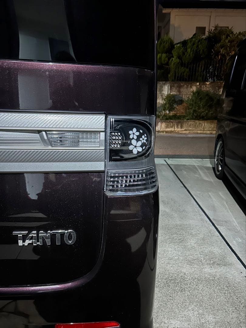 青*薇様 l375sタントカスタム インナーブラックLEDテールランプ