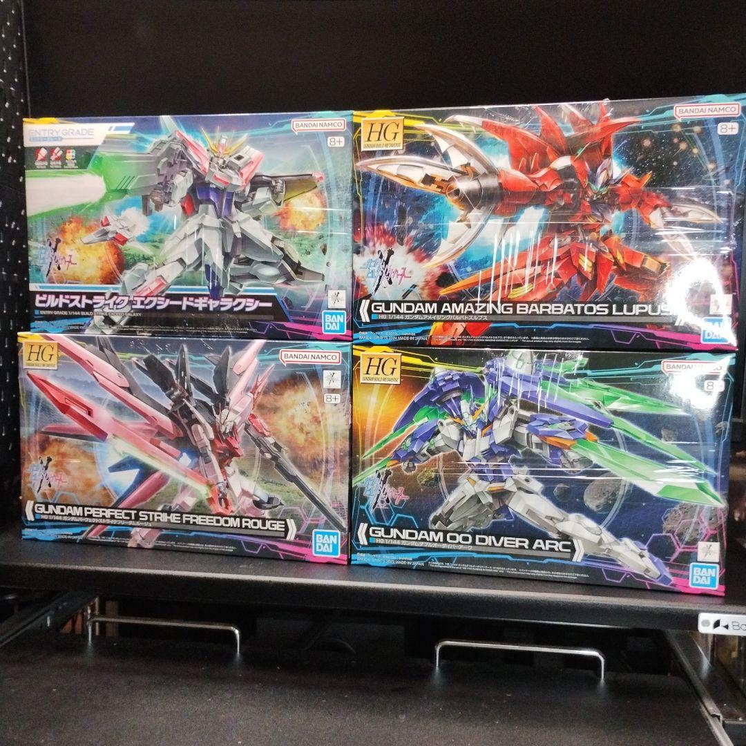 未開封新品 HG ビルドメタバースより登場機体 合計4個セット ガンダムビルドメタバース」より正体不明の大型機体を含む7機の