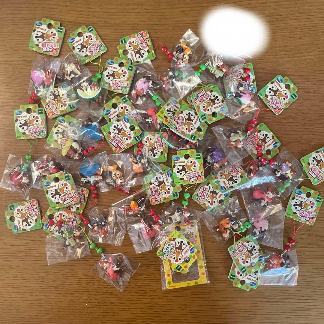 まとめ売り　ディズニー チップとデール りんごストラップ　根付け　青　赤