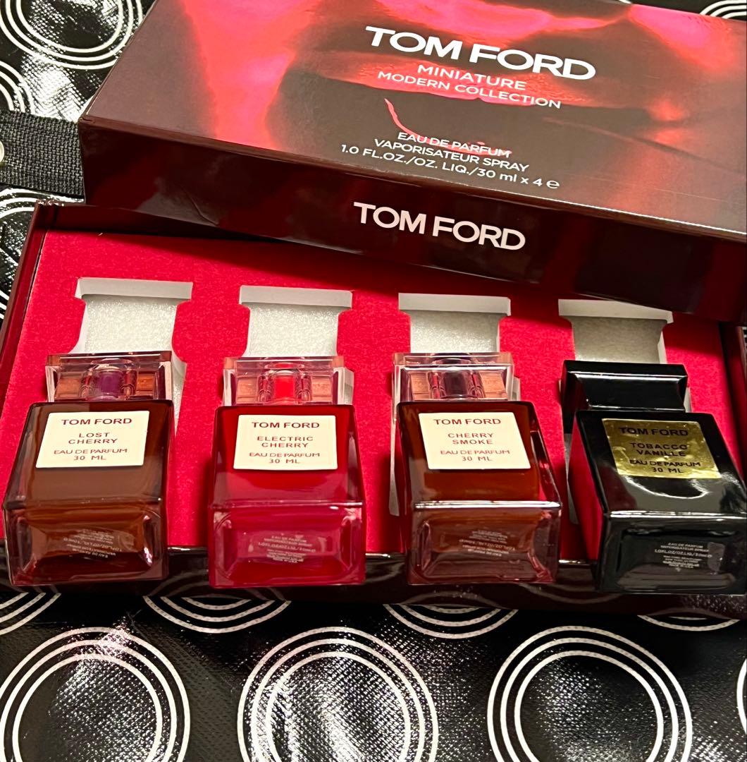 r*☆様 TOM FORD モダンコレクション ミニチュア香水セット - メルカリ