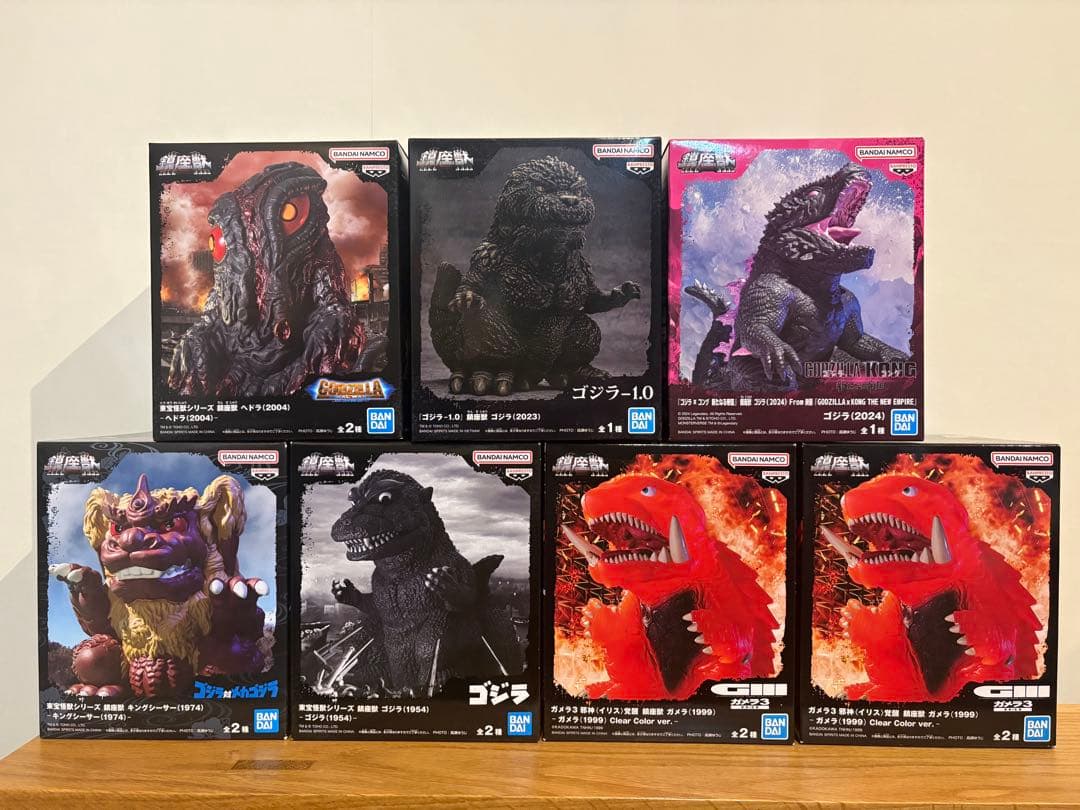 【新品未開封】　鎮座獣 ゴジラ フィギュア 7個 まとめ売り Amazon.co.jp: バンプレストゴジラxコング新たなる帝国鎮座獣ゴジラ