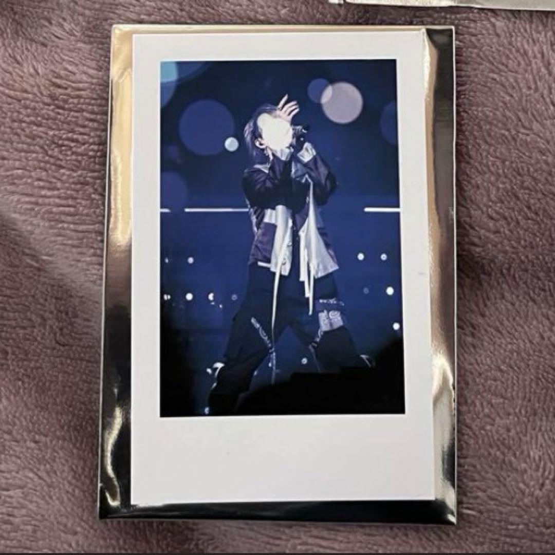 いれいす 初兎 実写チェキ - メルカリ