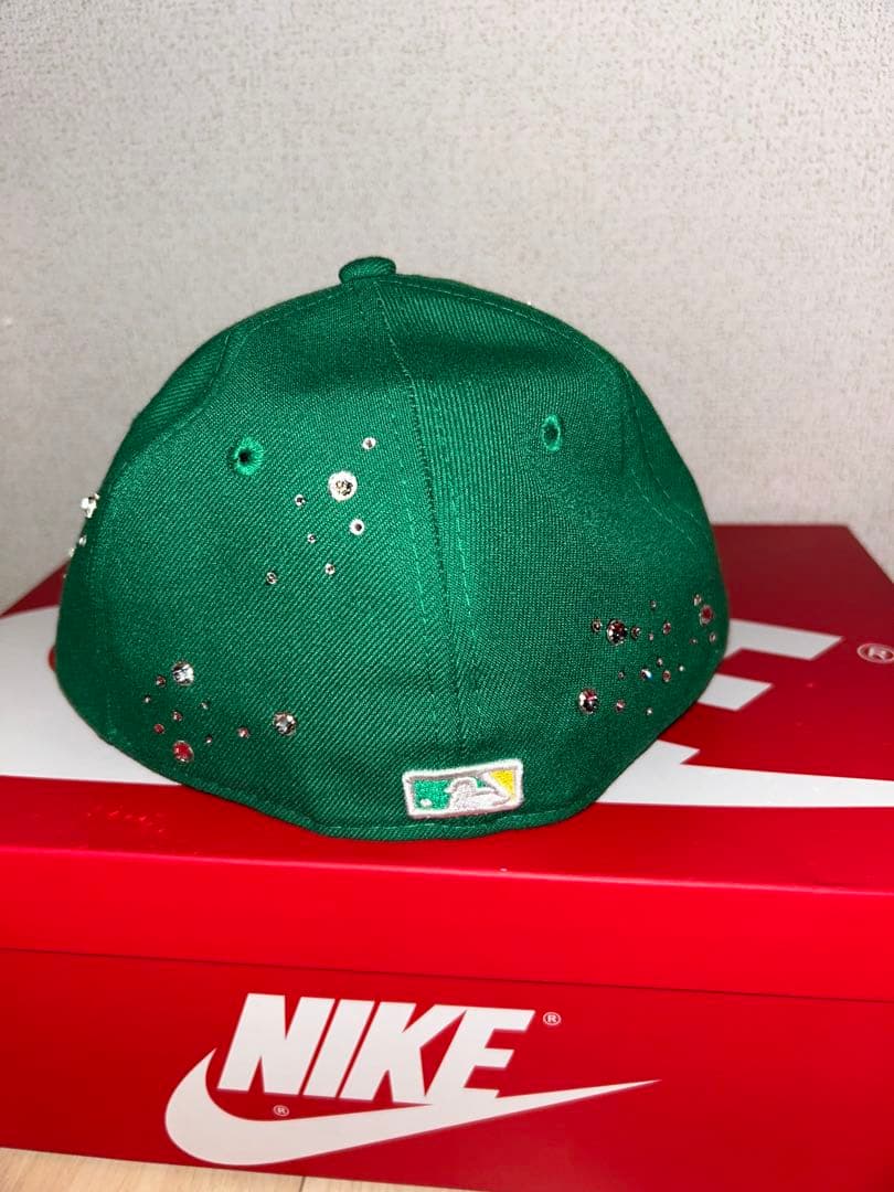 浜崎あゆみ 着用 NEWERA キャップ スワロフスキー - メルカリ