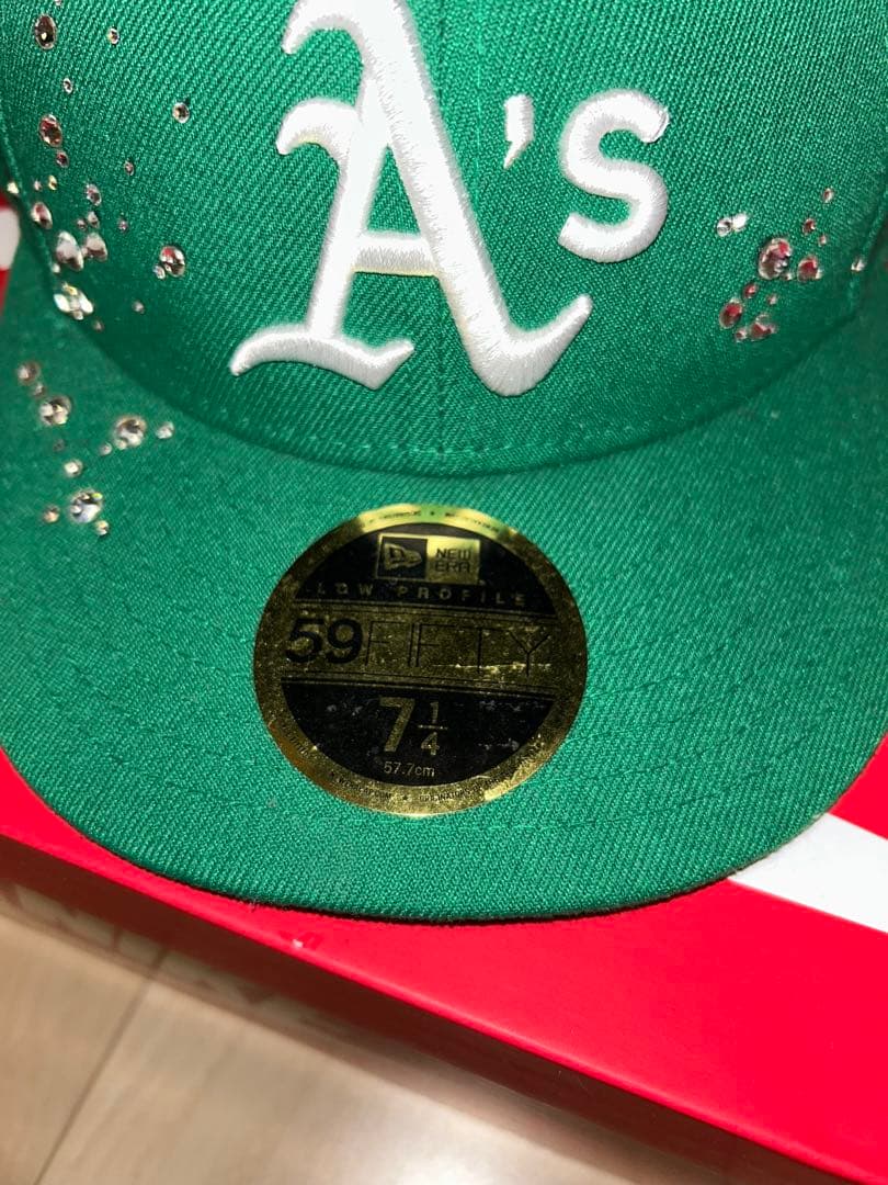 浜崎あゆみ 着用 NEWERA キャップ スワロフスキー - メルカリ