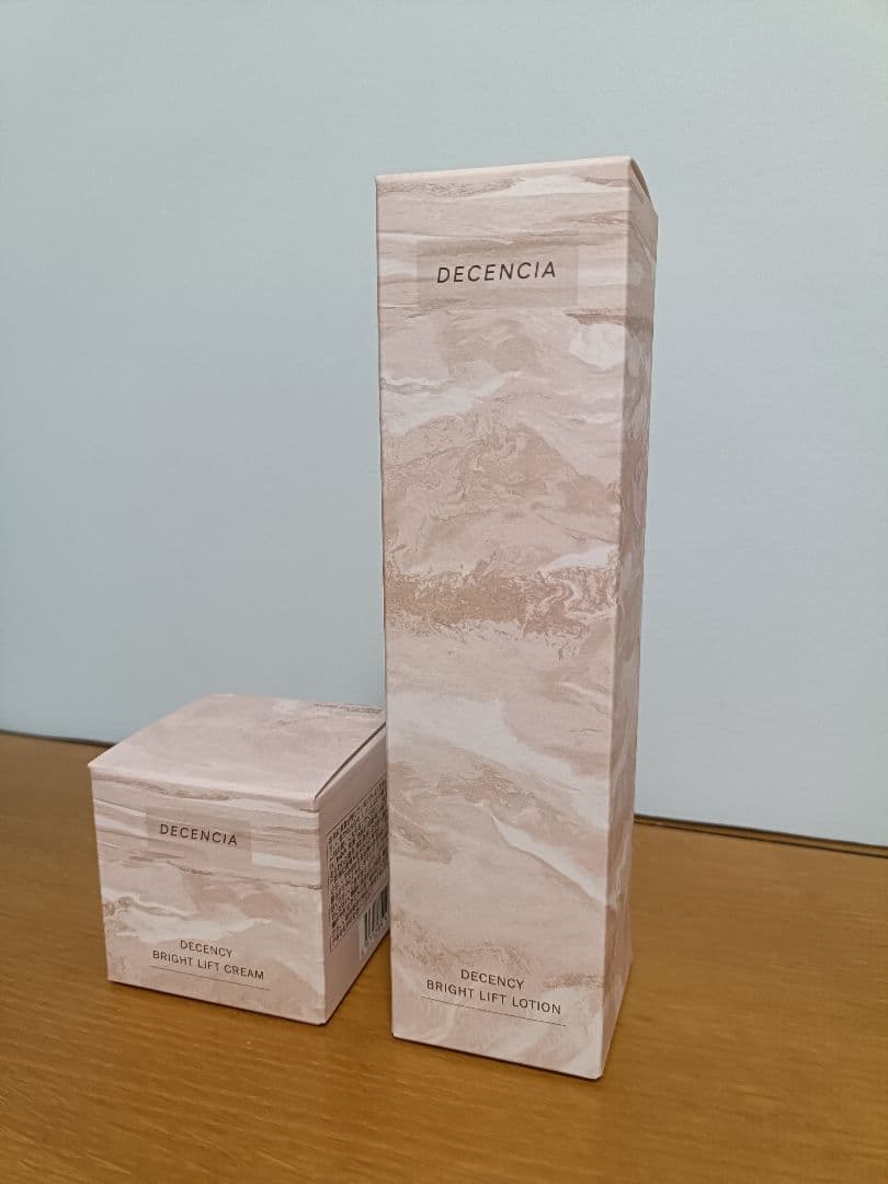 DECENCIA ブライトリフトローション・クリームセット