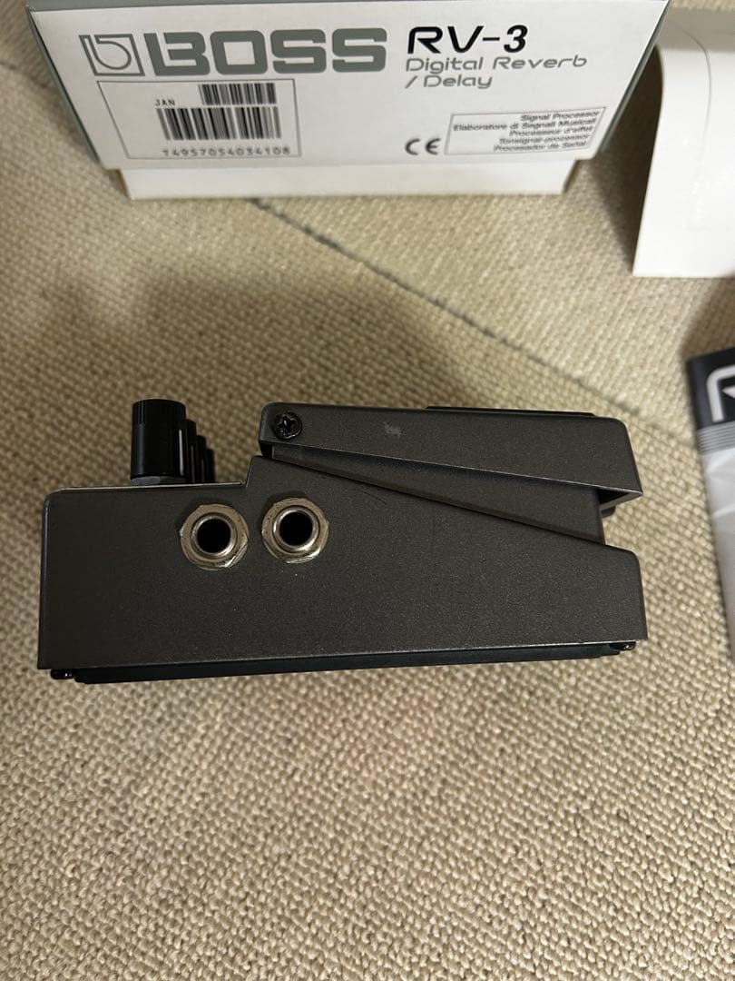 BOSS RV-3 デジタルリバーブ/ディレイ - メルカリ