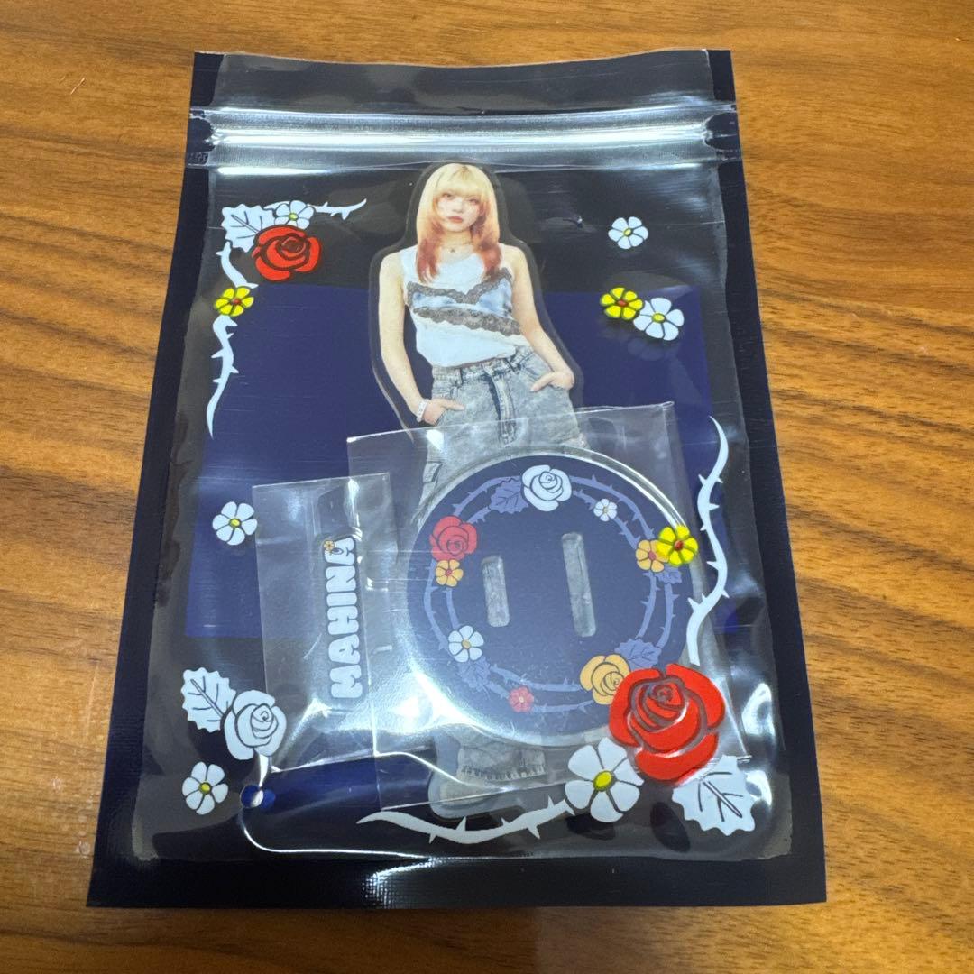 MAHINA アクリルスタンド HANA with HONEY's - メルカリ