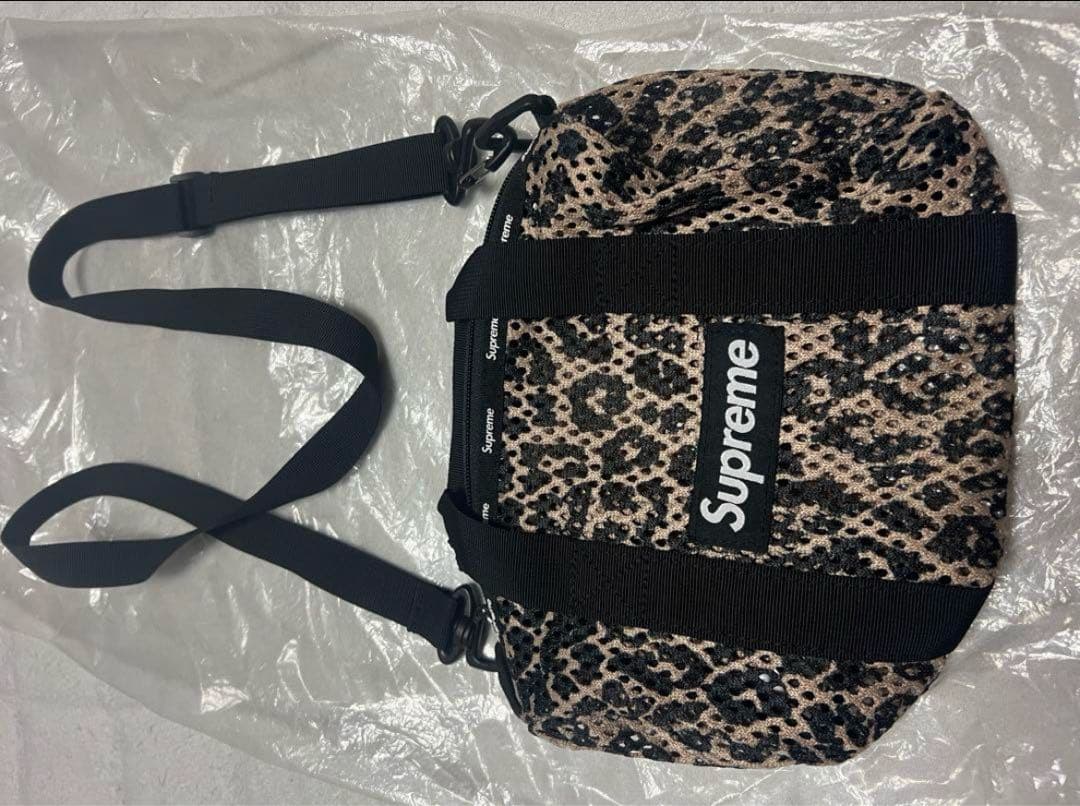 バッグ supreme Mesh Mini Duffle Bag Leopard