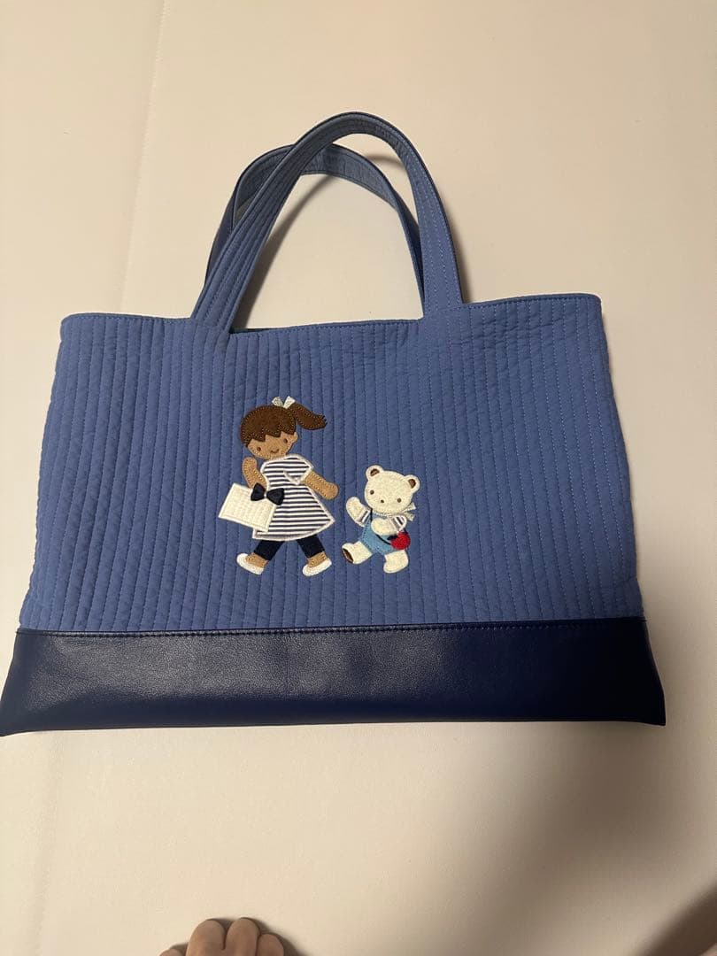 ピオヌンナルコラボ　トート