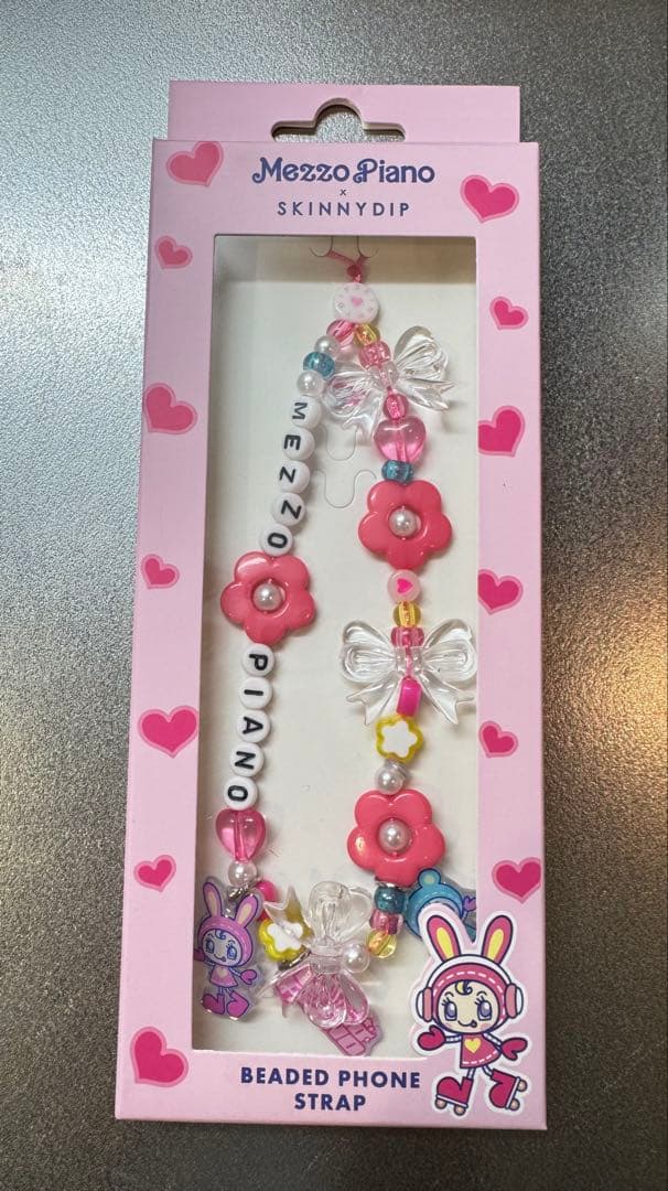 即日配送】メゾピアノ x Skinnydip ビーズフォンストラップ ベリエ
